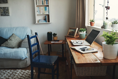 TRABAJAR DESDE CASA EN CALCETINES DE COMPRESIÓN